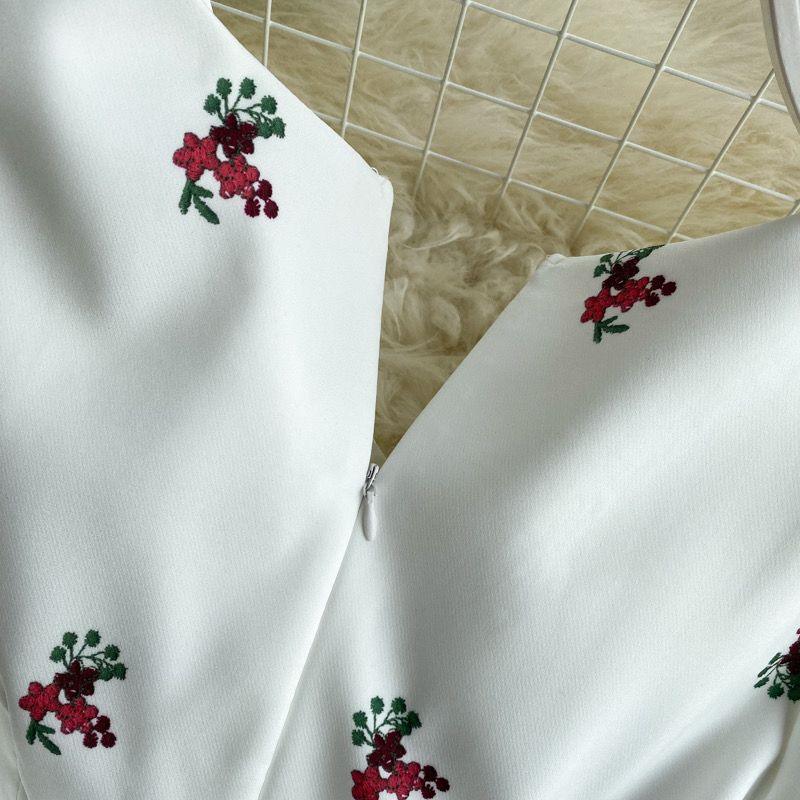 Alicia Floral Romper - Image 4
