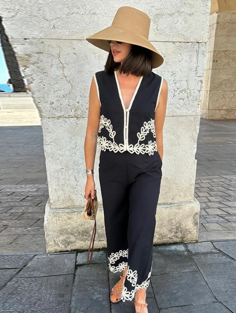 Aloisia Embroidered Summer Coord In Black - Image 2