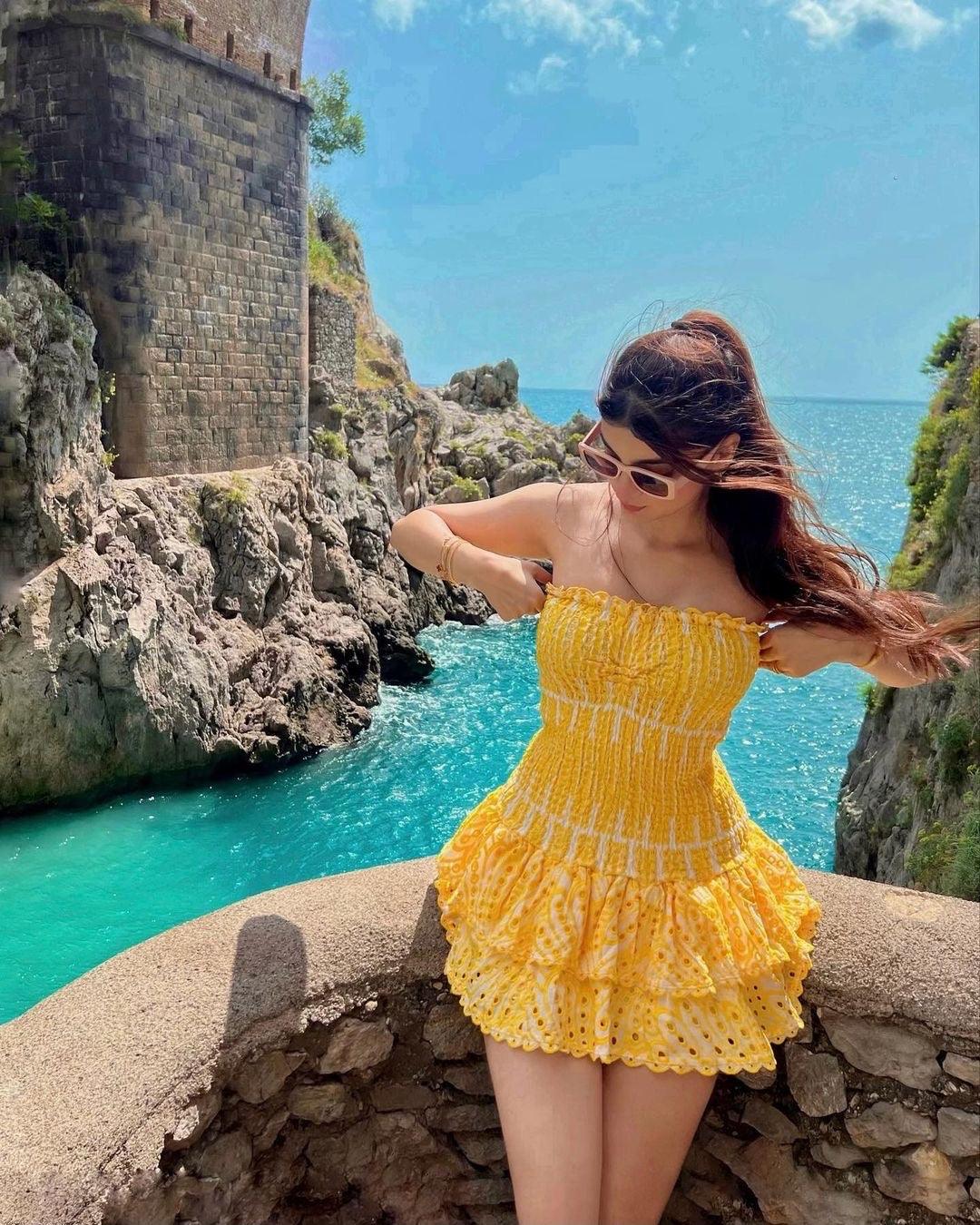 Amalfi Luxe Summer Dress in Yellow - Image 4