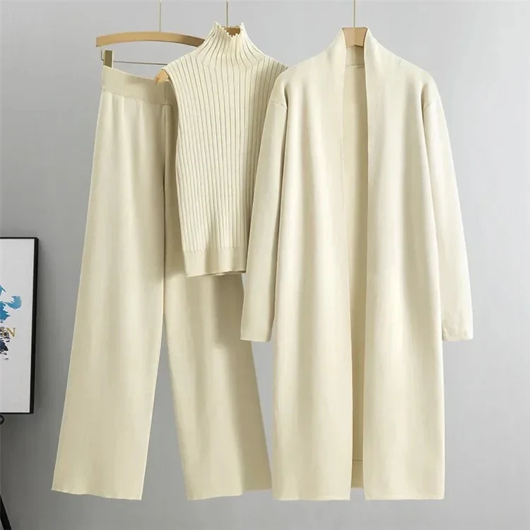 Aubrey Luxe Winter Coord Set with Cape - Image 6