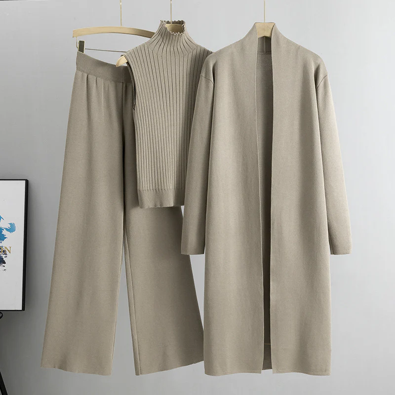 Aubrey Luxe Winter Coord Set with Cape In Brown - Image 5