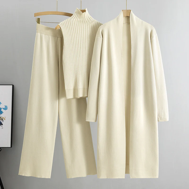 Aubrey Luxe Winter Coord Set with Cape In Brown - Image 4