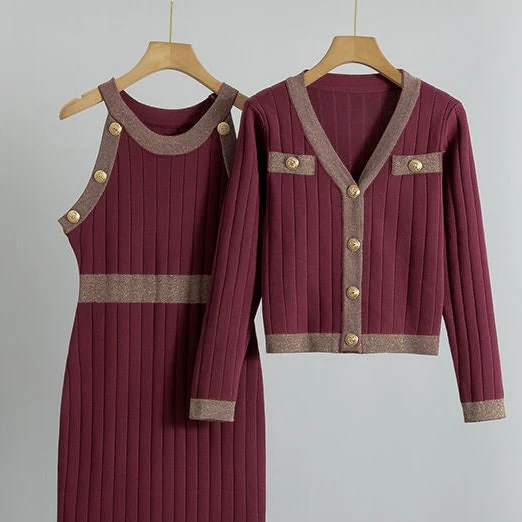 Azure Set of Dress and Cape In Maroon - Image 2