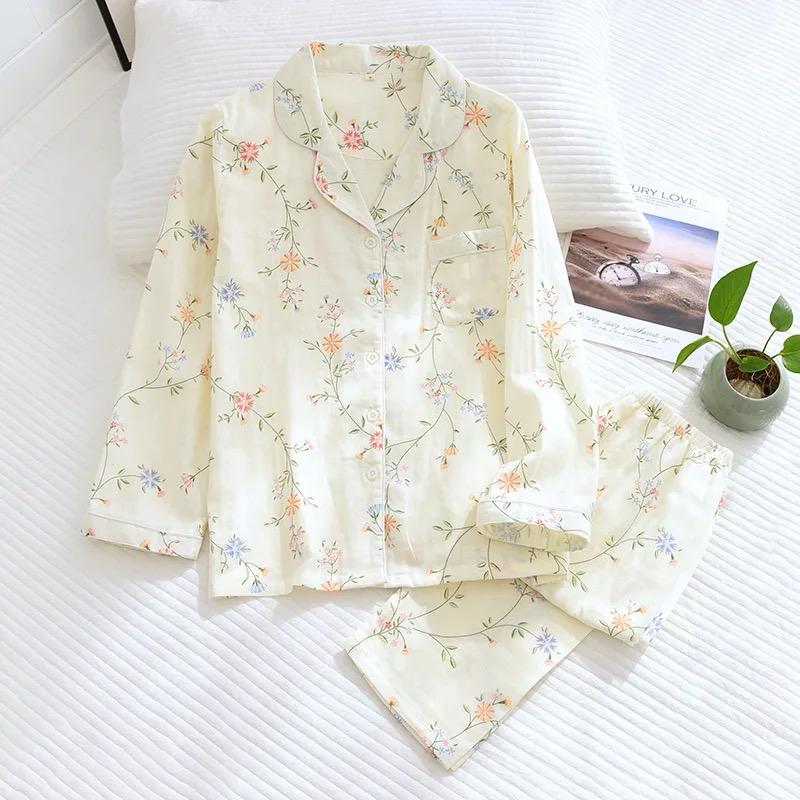 Beccy Cotton Floral Nightsuit In Off-White - Image 4