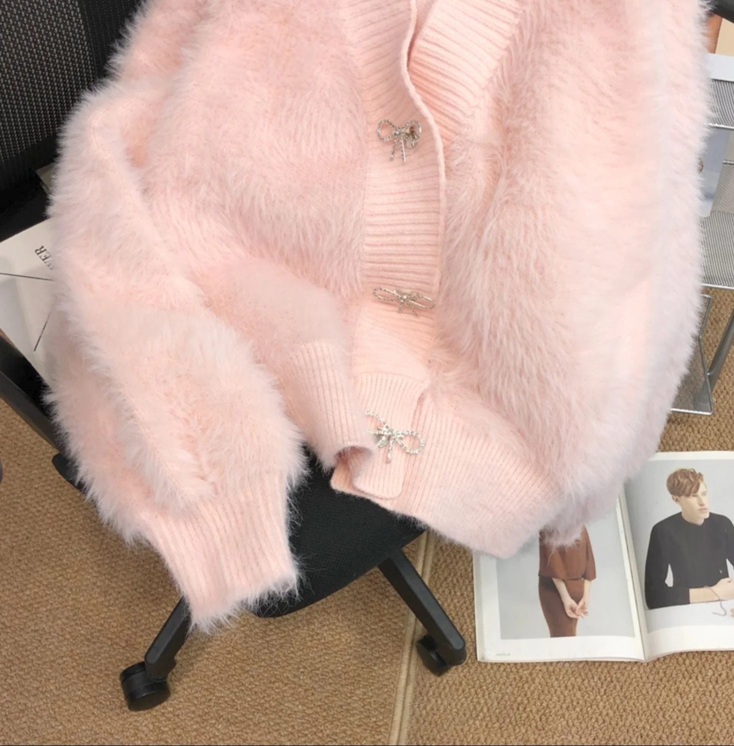 Bian Bow Oversized Cardigan - Image 12
