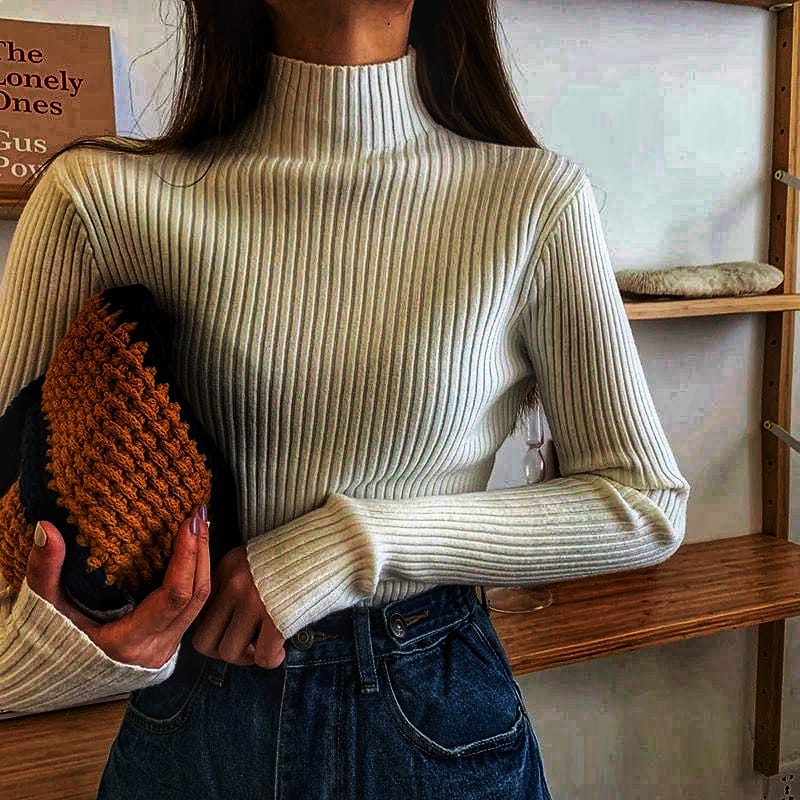 Champel Statement  Turtleneck Sweater - Image 5