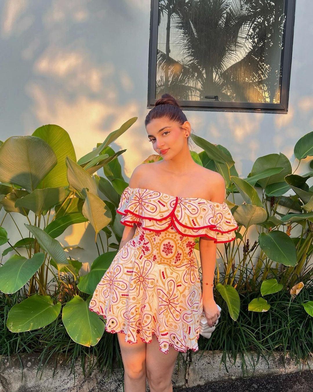 Como Luxe Summer Dress in Pink - Image 3
