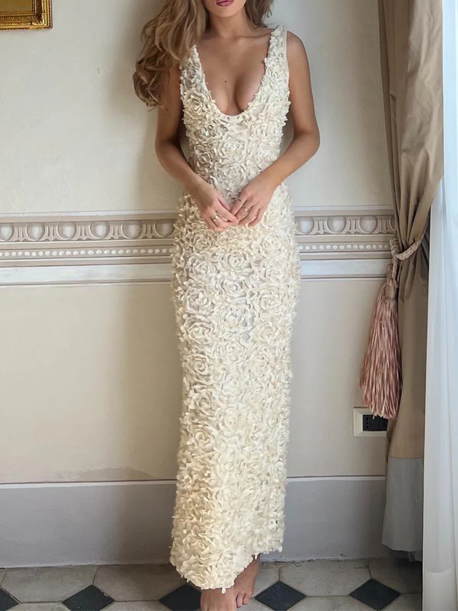 Cosmos Luxe 3D Floral Maxi Dress - Image 4