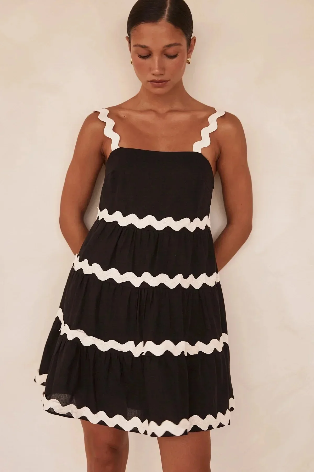 Coya Statement Holiday Dress In Black - Image 4