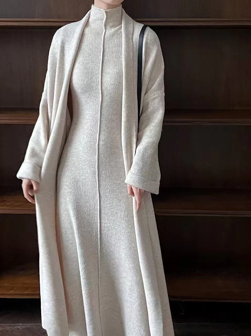 Delmi Winter Dress With Cape - Image 3