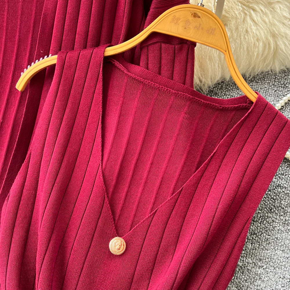 Delphin Winter Dress With Cape - Image 9