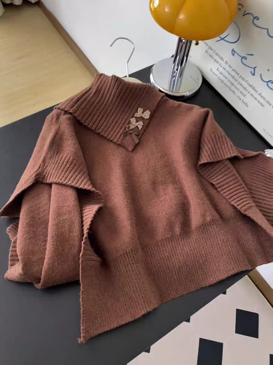 Dera Premium Winter Capes In Brown - Image 4