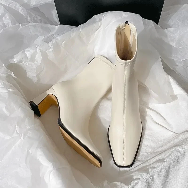 Desse Short Leather Statement Ankle Boots - Image 3