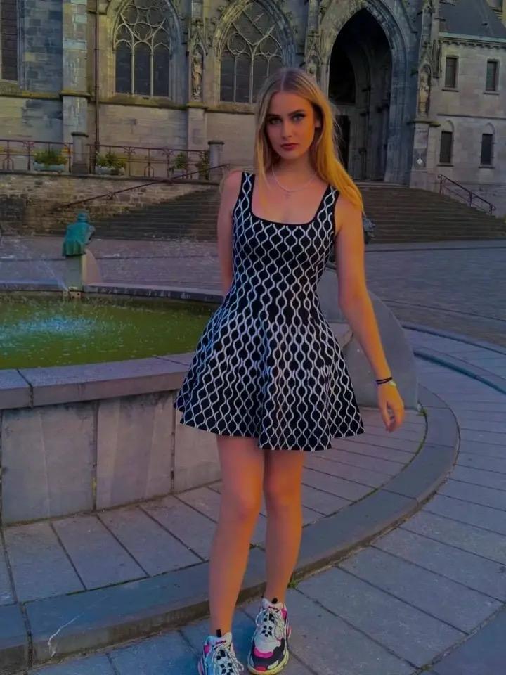Elegant Luxe Short Knit Dress - Image 10