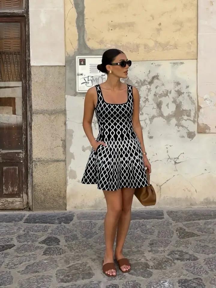 Elegant Luxe Short Knit Dress - Image 8