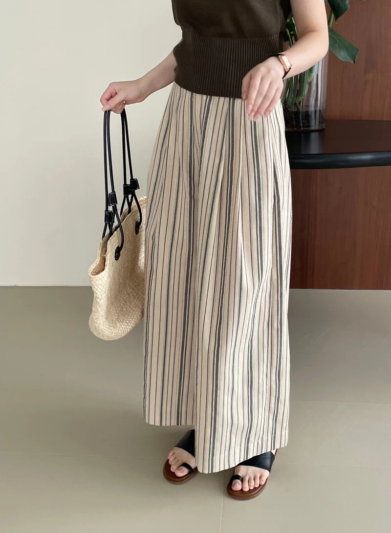 Elon Statement Striped Pants In Beige - Image 3