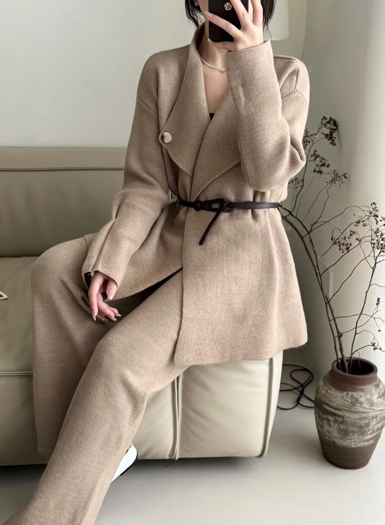 Emy Premium Coord Set With Belt - Image 3