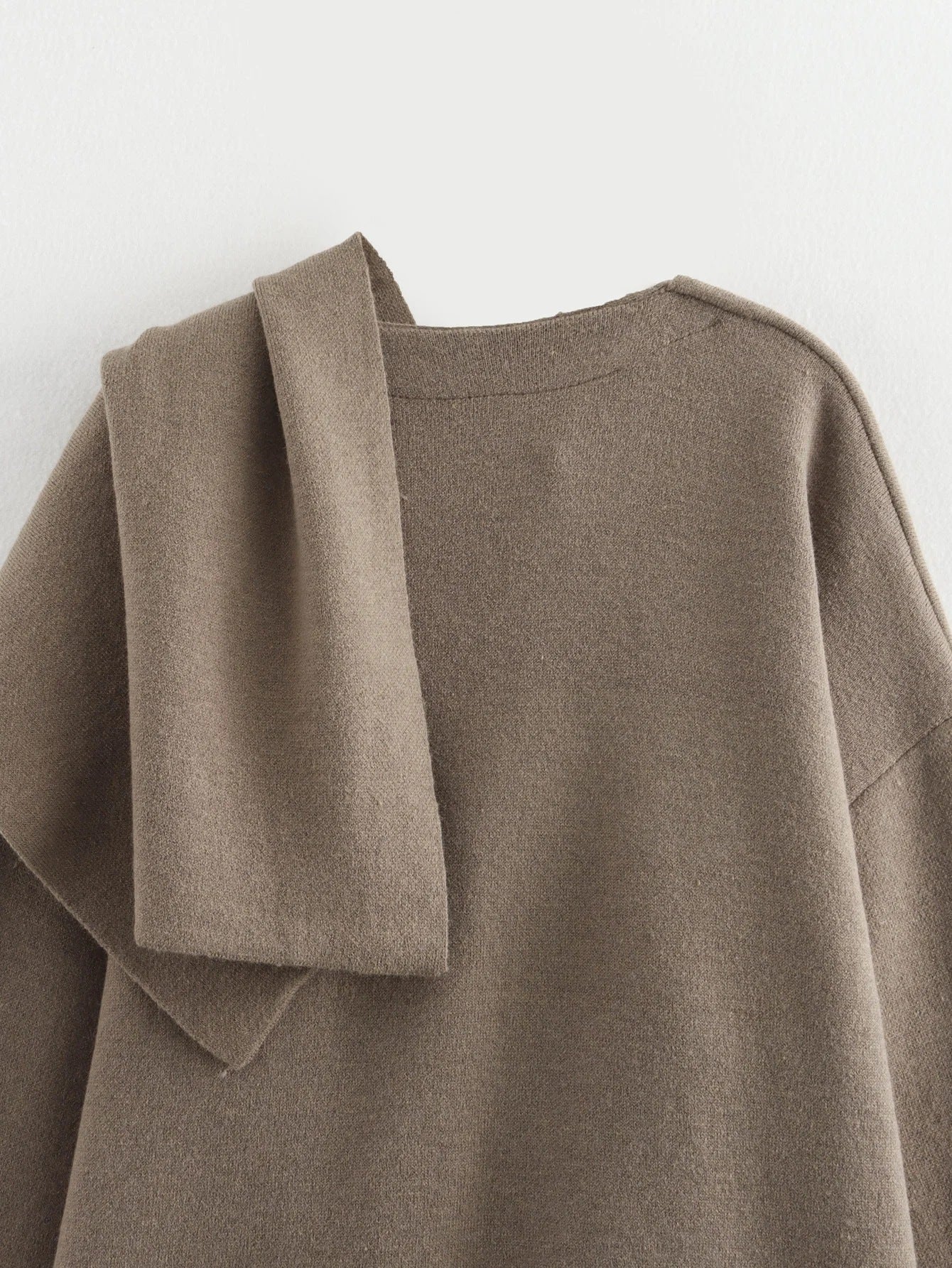 Essie Vintage Woolen Short Coat With Scarf In Beige - Image 9
