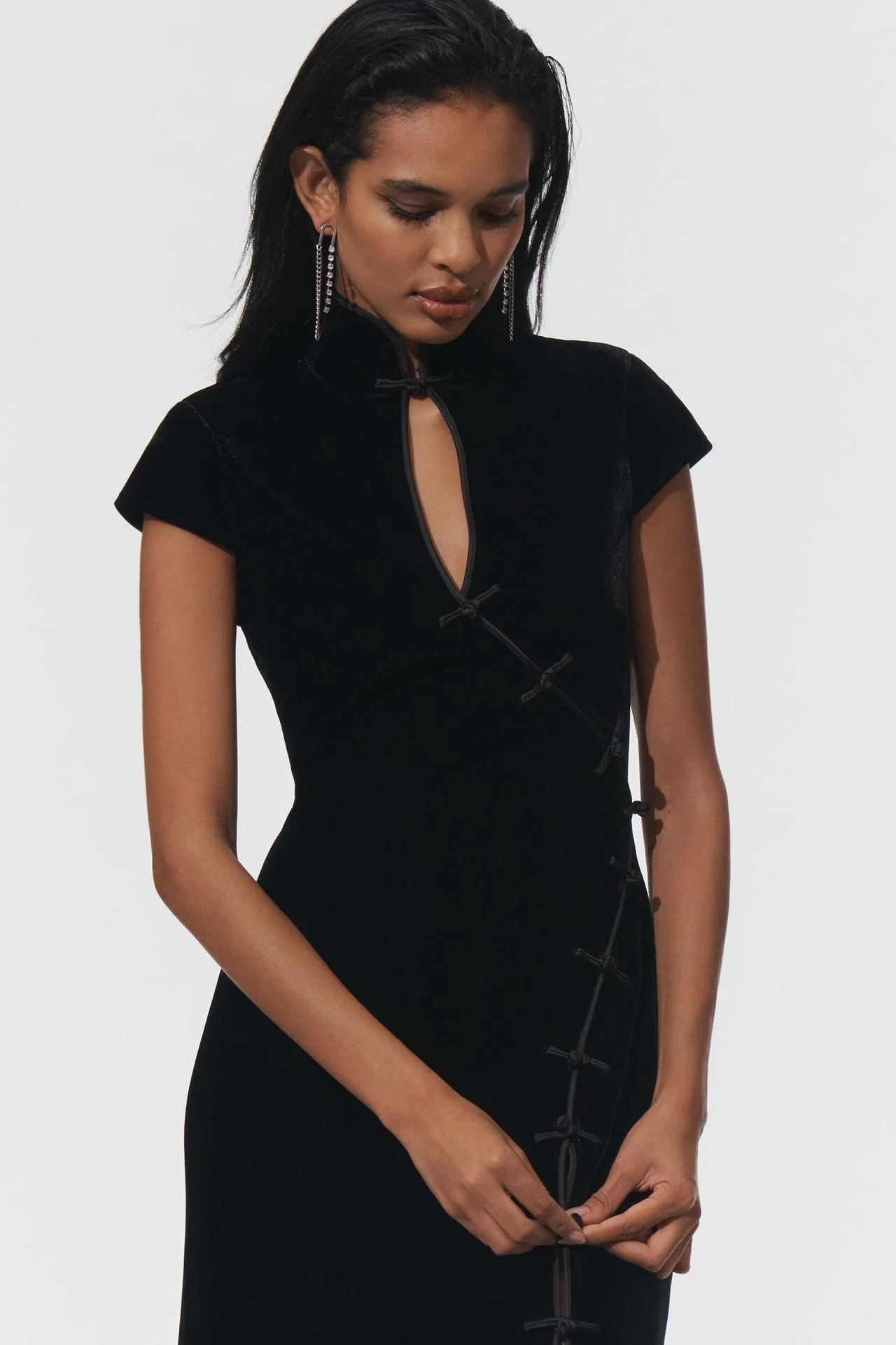 Grape Velvet Midi Dress - Image 3