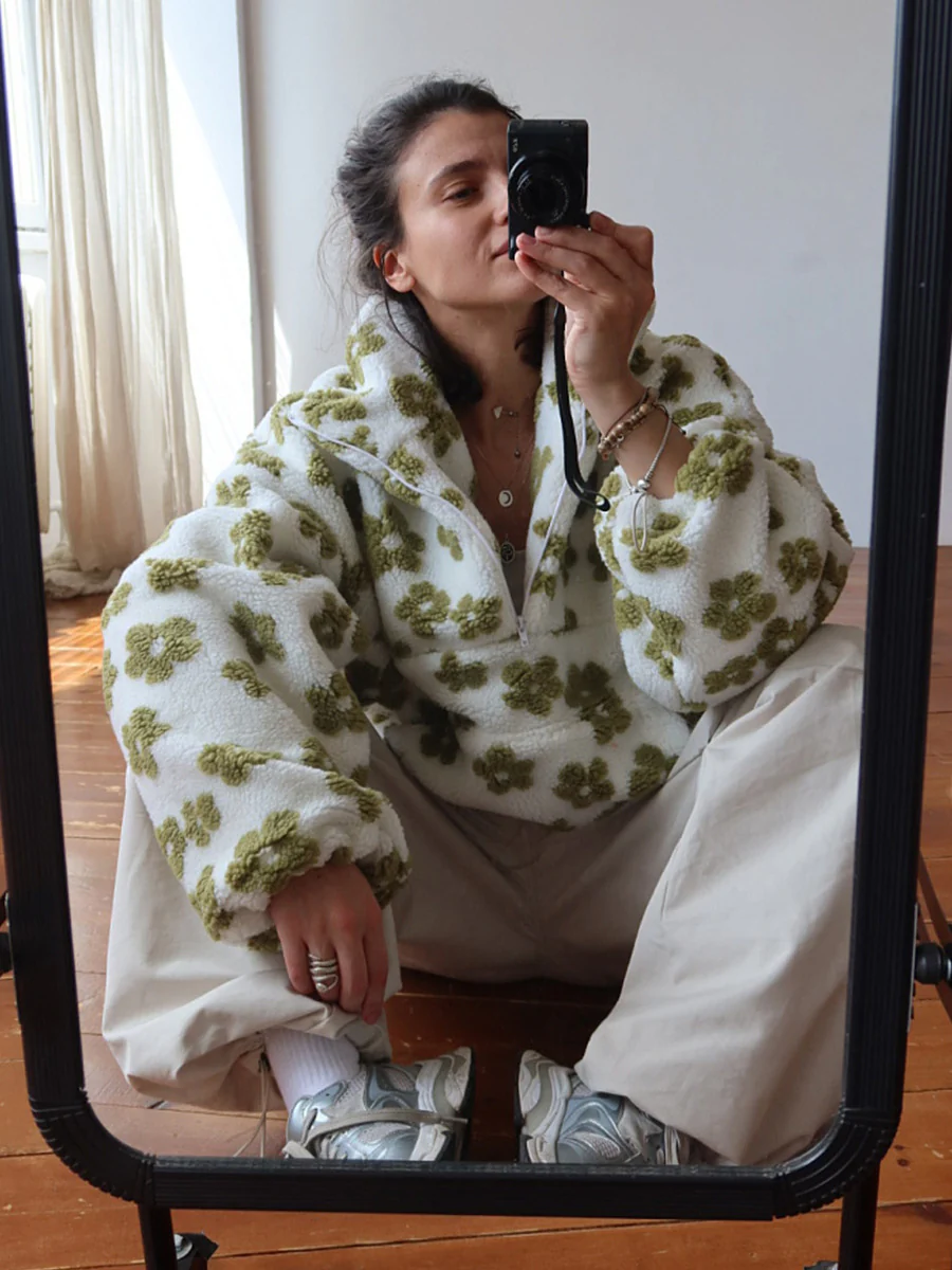 Harris Floral Oversized Sweatshirt - Image 6