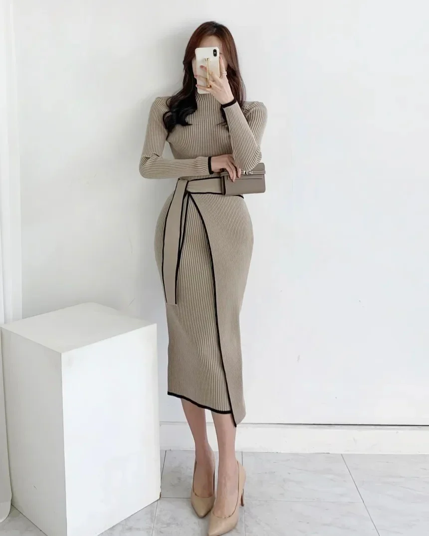 Helen Premium Woolen Midi Dress - Image 2