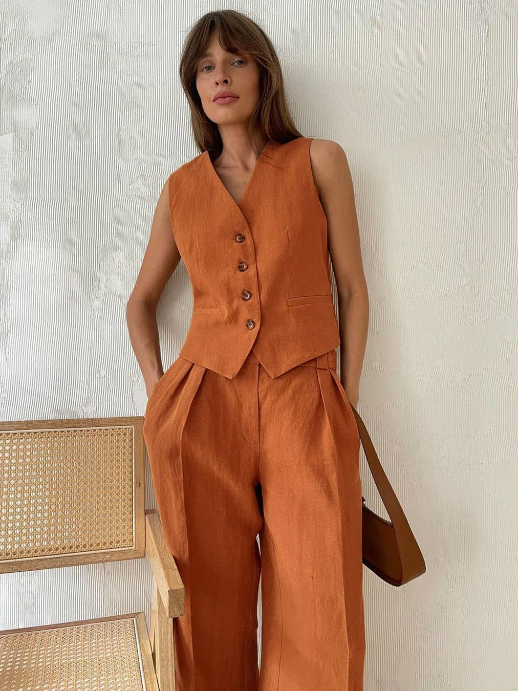 Hodor Statement Linen Vest Suit with Pants - Image 3