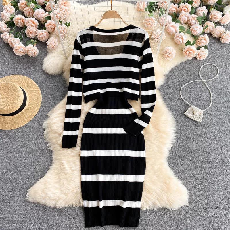 Holic Dress and Cape In Black - Image 3