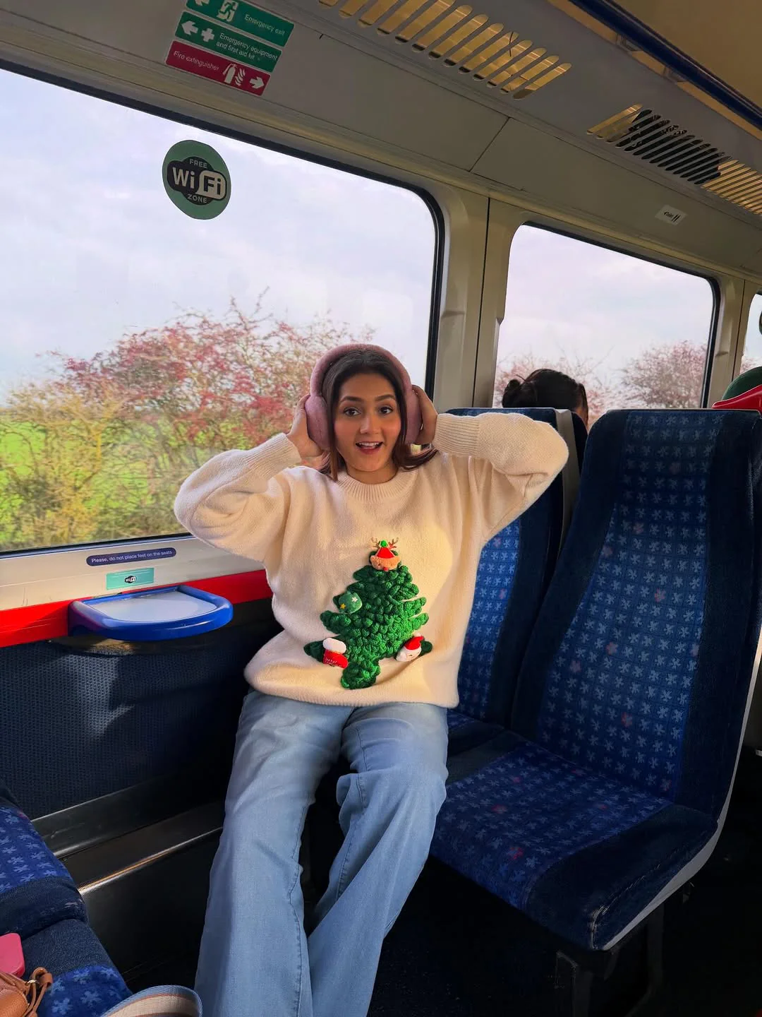 Jessie Cute Christmasy Sweater