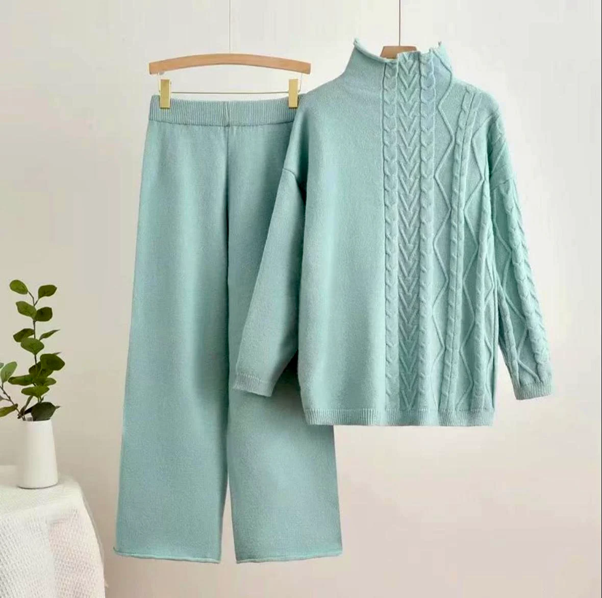 Kinsley Luxe Winter Coord Set - Tracksuit - Image 2