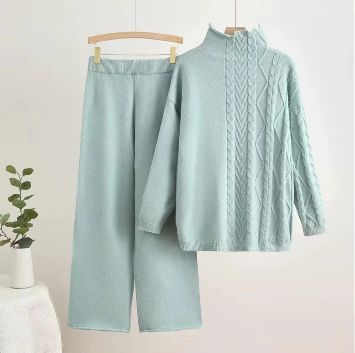 Kinsley Luxe Winter Coord Set - Tracksuit - Image 4