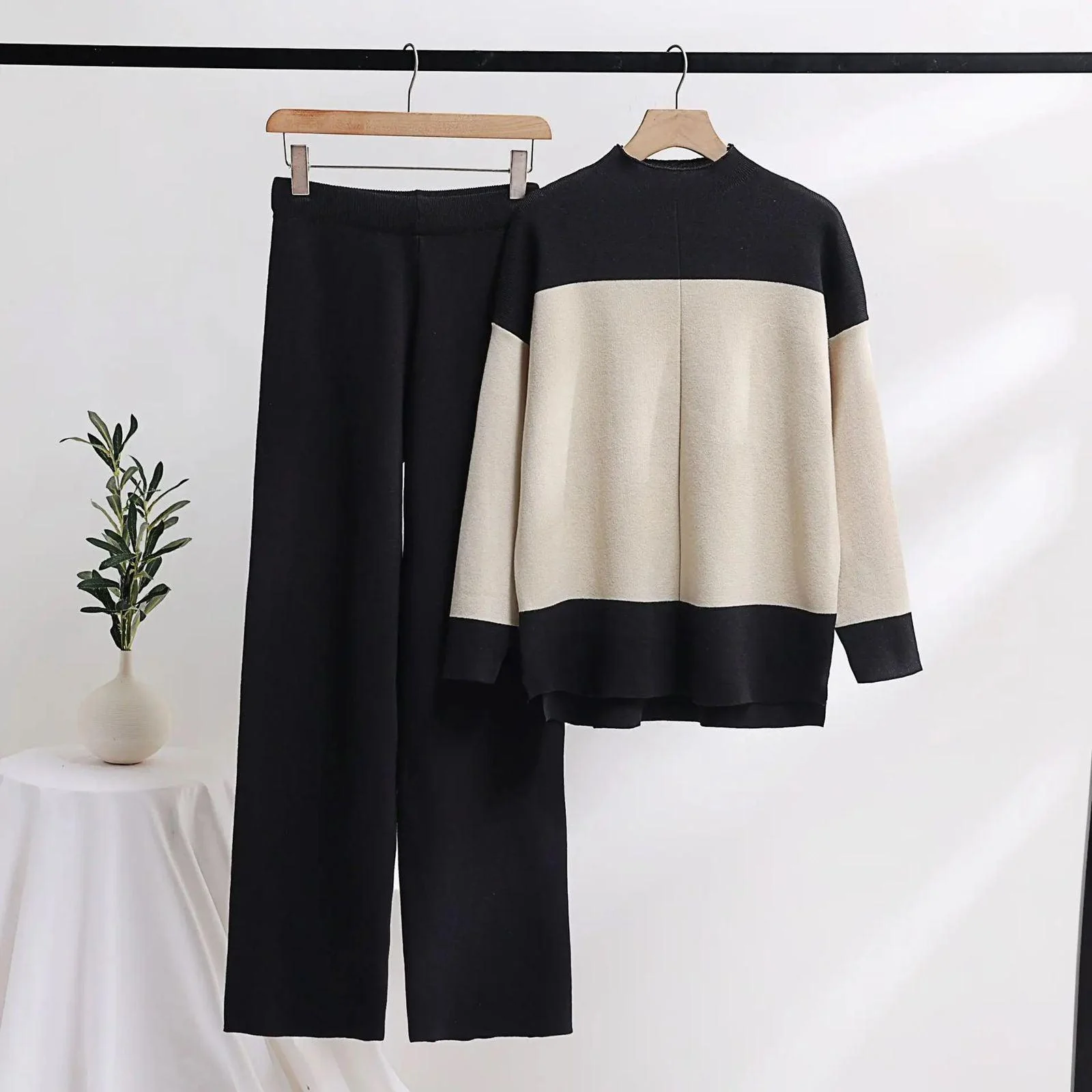 Latifah Woolen Coord Set - Image 2