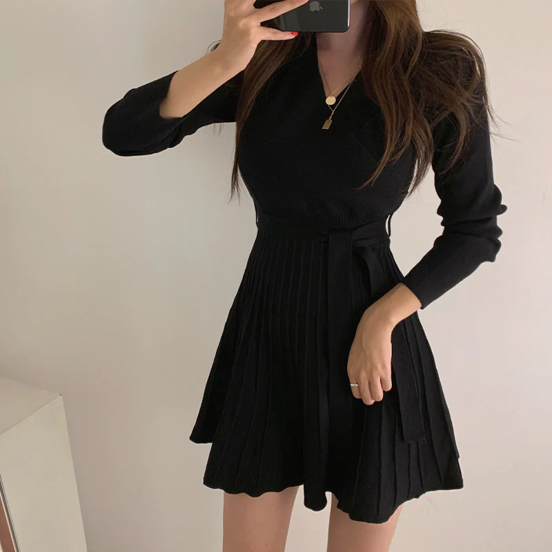 Lelia Winter Mini Dress With Belt - Image 4