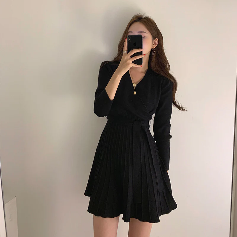 Lelia Winter Mini Dress With Belt - Image 6