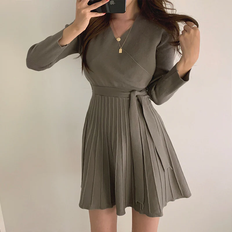 Lelia Winter Mini Dress With Belt - Image 8