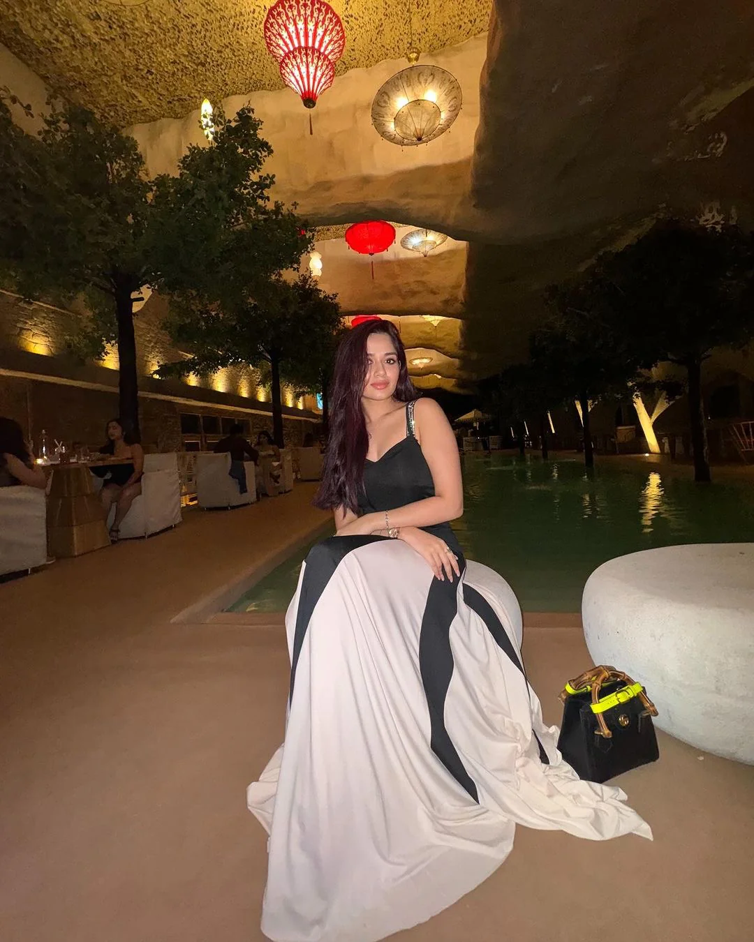 Louve Statement Maxi Dress - Image 8