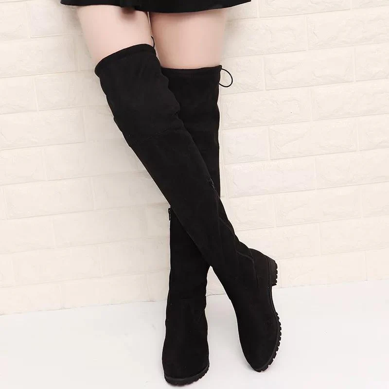 Luxury Flat Suede Boots - Image 3