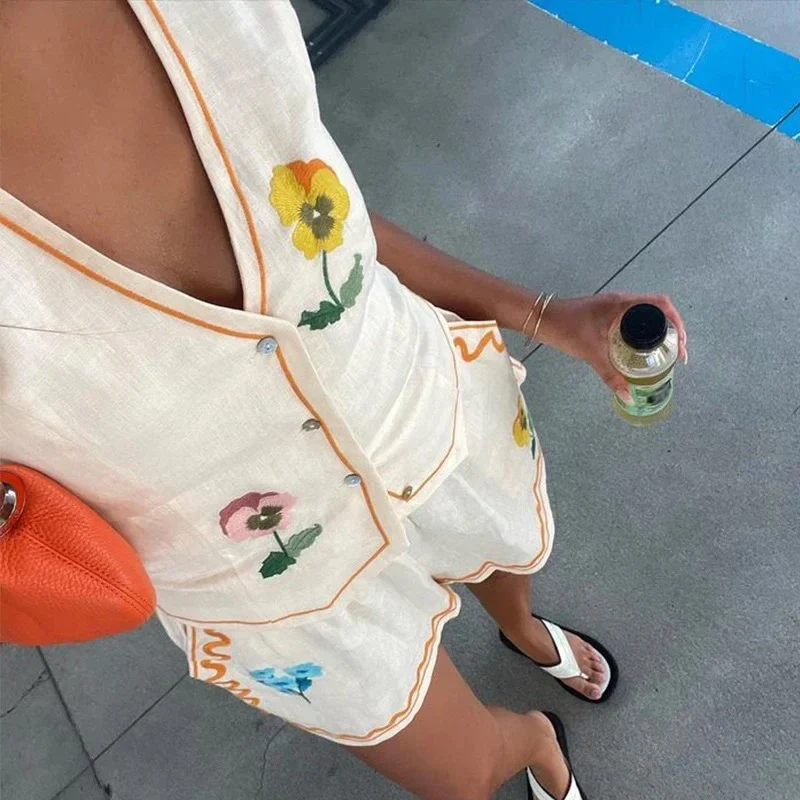 Maiko Summer Printed 2 Pc Coord Set In Off White - Image 3