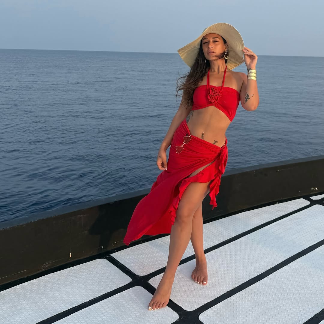 Mayne Summer Holiday Coord Set -Resortwear In Red - Image 9