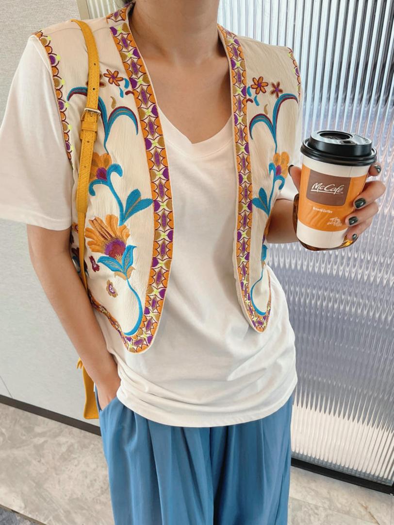 Mera Statement Vest Top In Beige