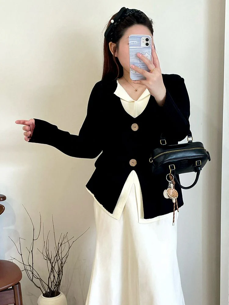 Miana Colorblock Premium Sweater - Image 2