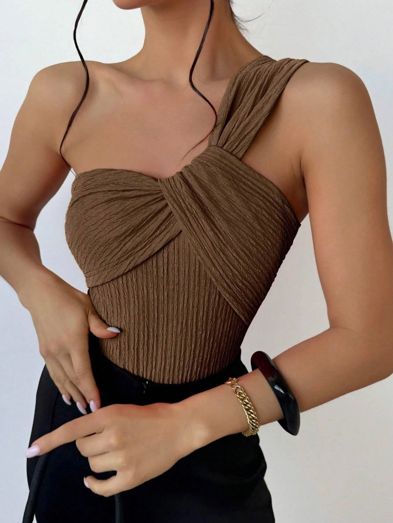 Neo One Shoulder Bodysuit In Brown