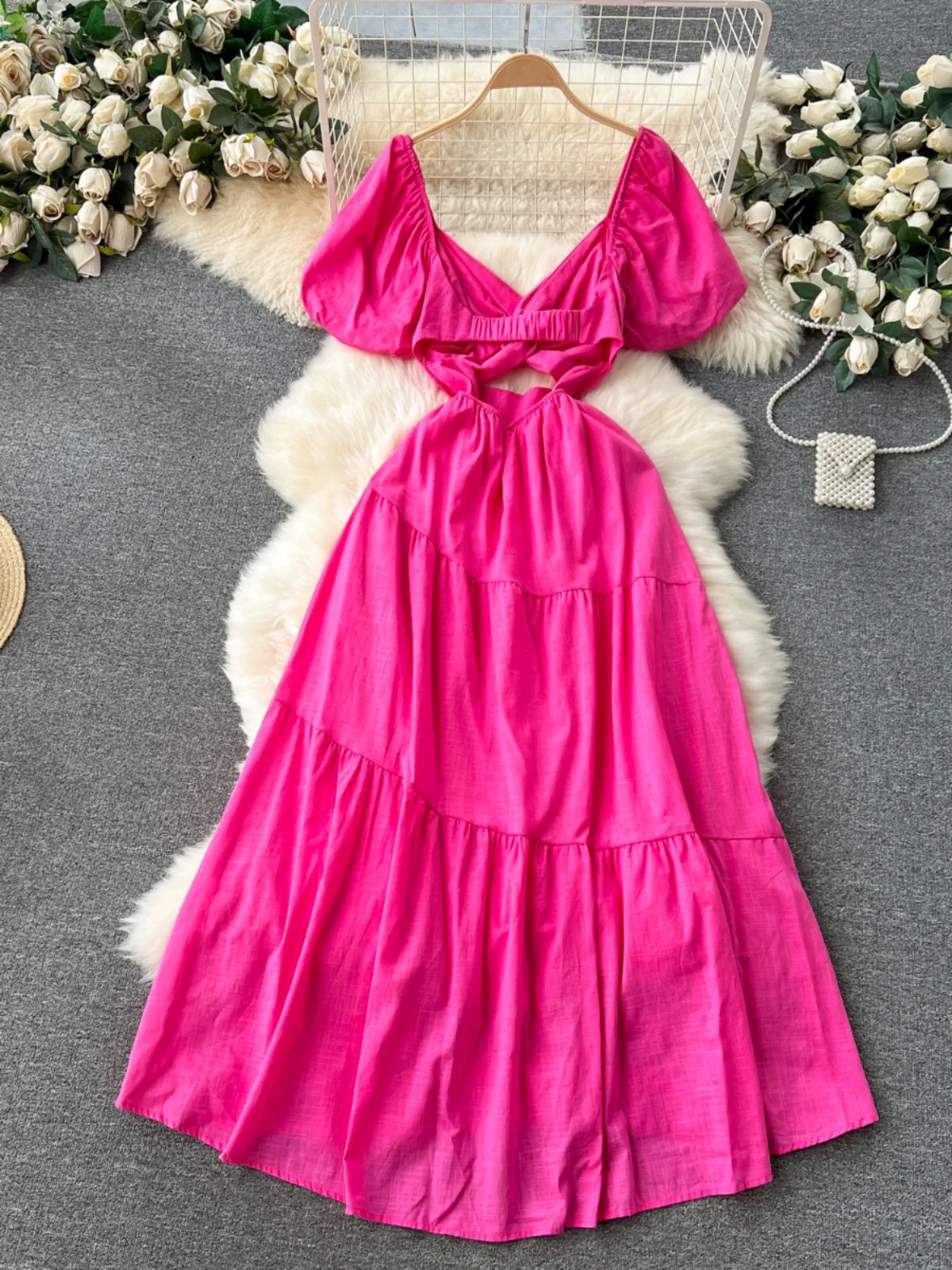 Orio Holiday Statement Maxi Dress - Image 4