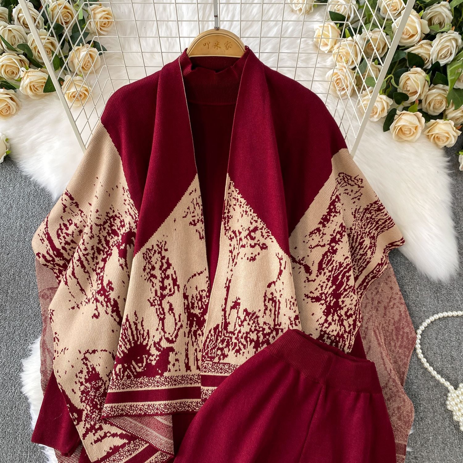 Orville Luxe Winter Coord Set With Cape - Image 7