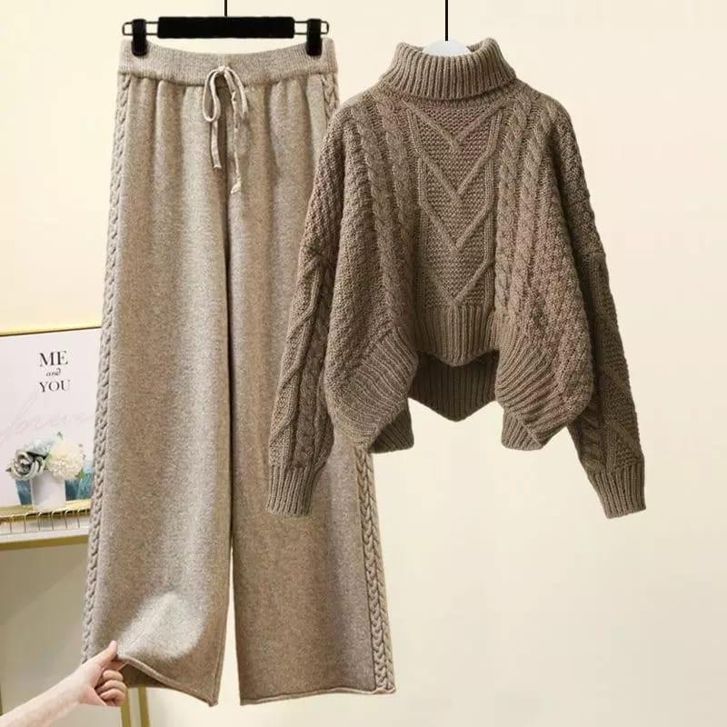Penny Woolen Coord Set - Image 2