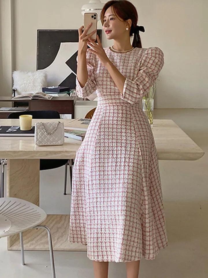 Samaica Elegant Tweed Dress In Pink - Image 4