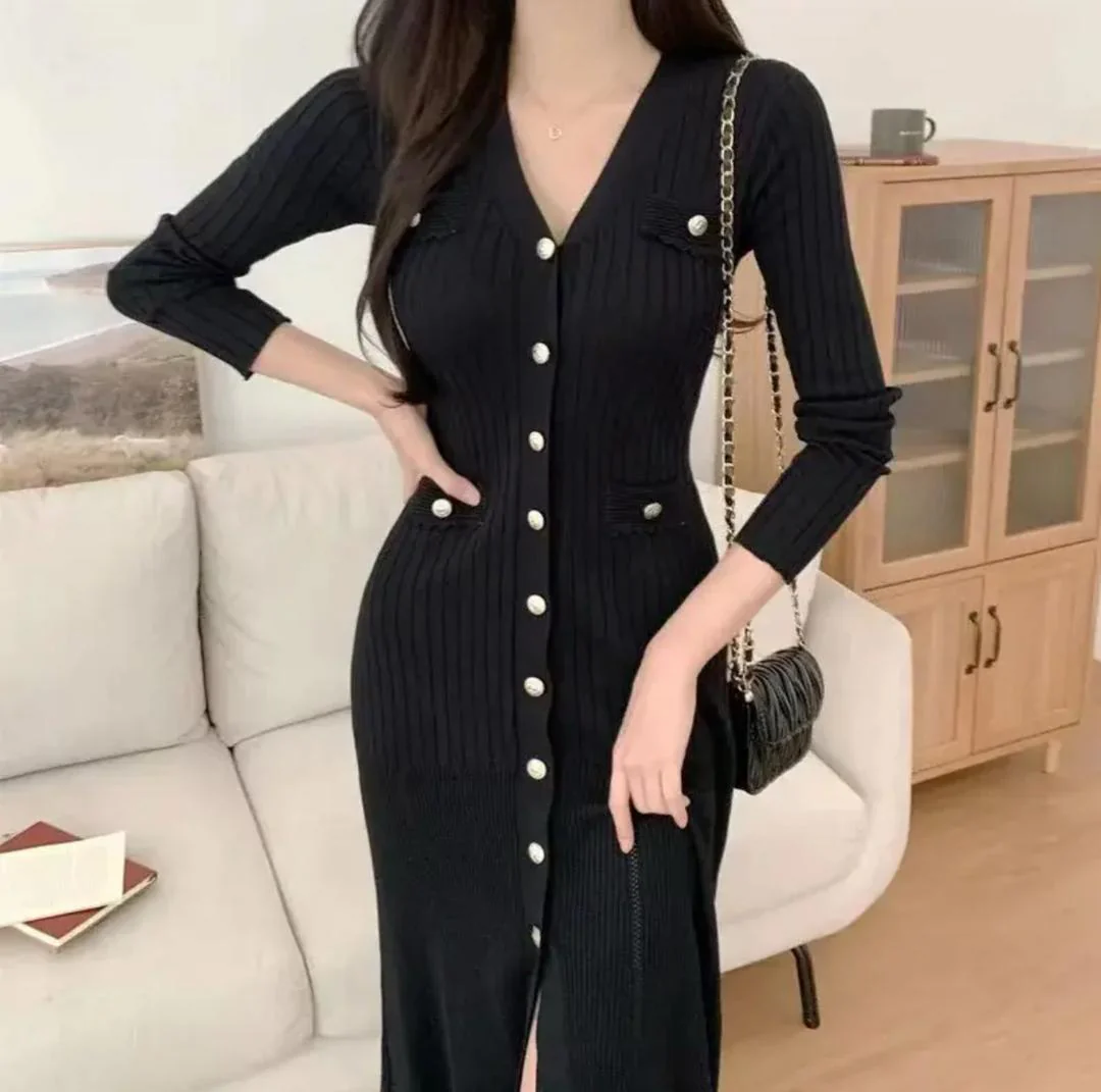 Sarah Luxe Soft Knit Dress In Black - Image 2