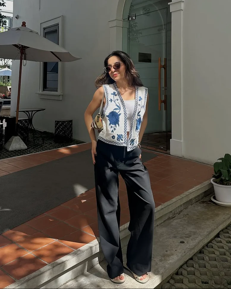 Sarai Statement Vest Top - Image 9