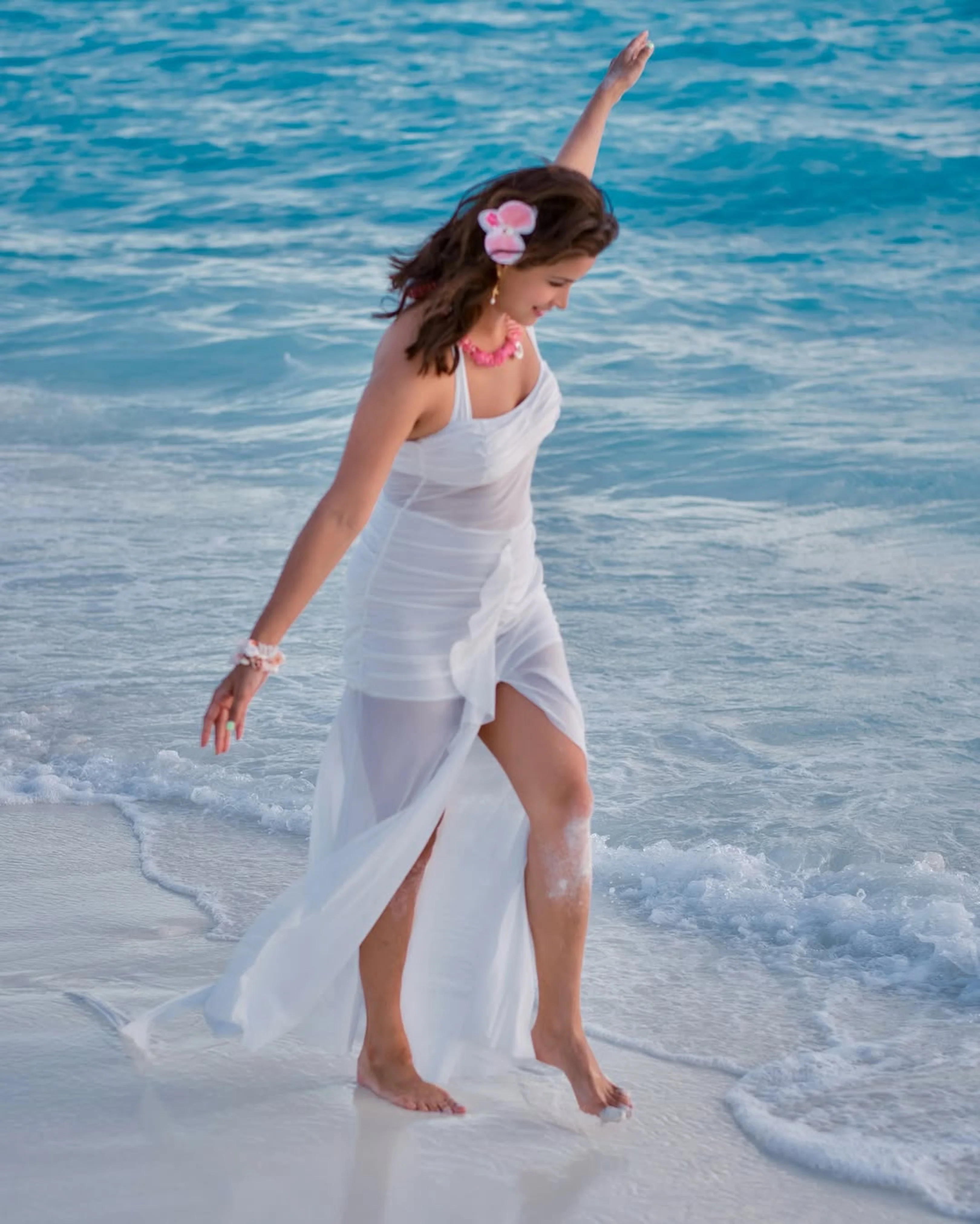 Senna Bodycon Slit Maxi Dress In White - Image 3