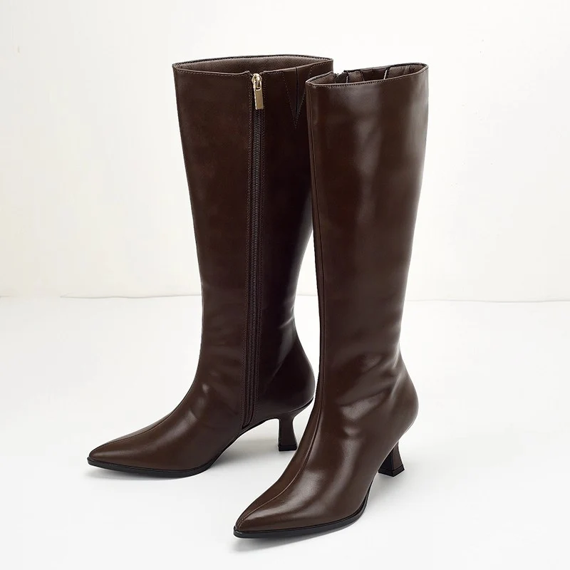 Solia Knee High Pointed Boots - Image 2