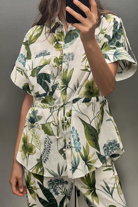 Taisiya Statement floral Coord Set In Multicolor - Image 2